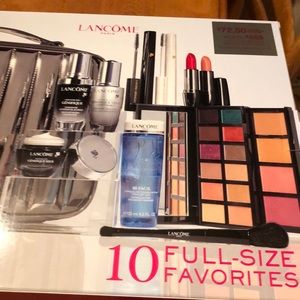 Lancôme Full Size Favorites 2020 Holiday Gift Set